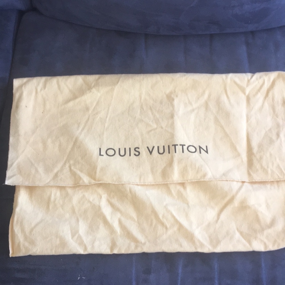 louis vuitton dust bag